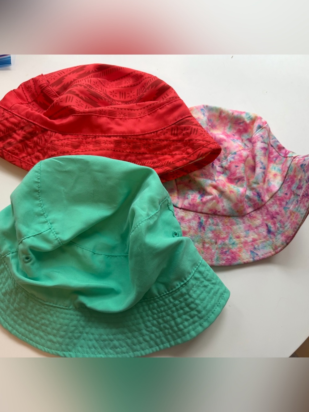 Lot of 3 various girls summer hats size 4t
